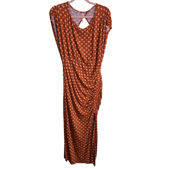 Free People NWT Lakeside Midi Dress Rust Hearts Ruched Side Open Back Size M - Picture 2 of 13